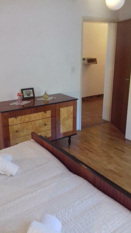 Apartman Ante Lejlighed Vrgada Eksteriør billede